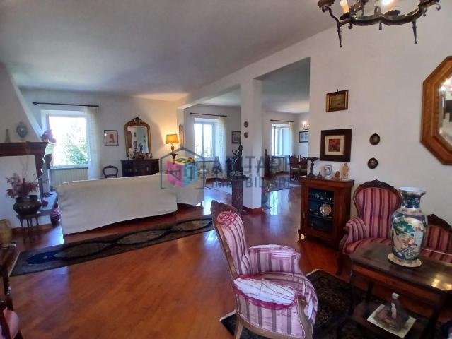 Attico in vendita a Montenero Alto, Livorno