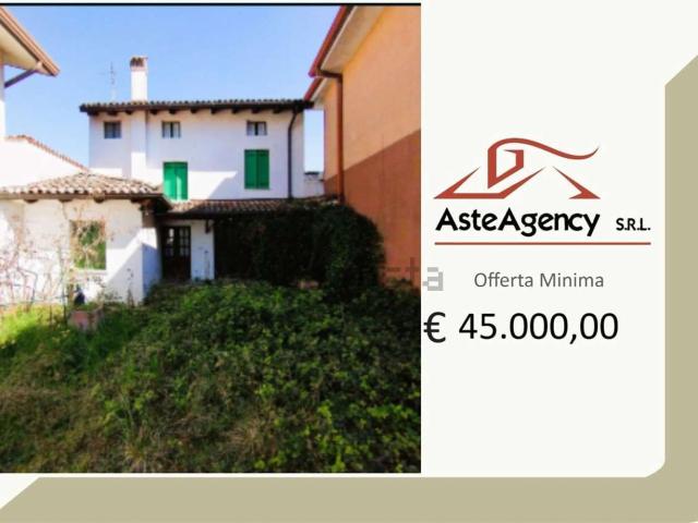 Appartamento in vendita a Carlino, Friuli-Venezia Giulia