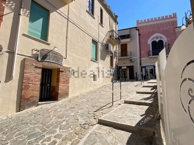 Appartamento in vendita a Contrada Madonna della Pace, Santa Maria di Castellabate