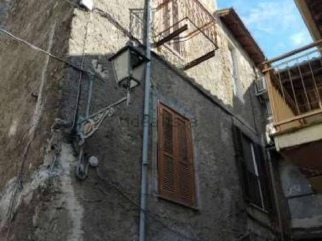 Appartamento in vendita a Fabrica Di Roma, Lazio