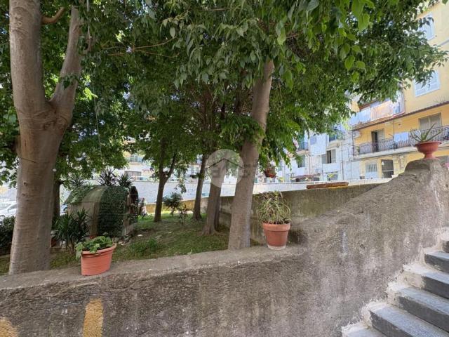 Appartamento in vendita a Municipalità 4, Napola