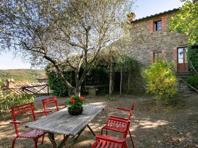 Appartamento in vendita a Bucine, Toscana
