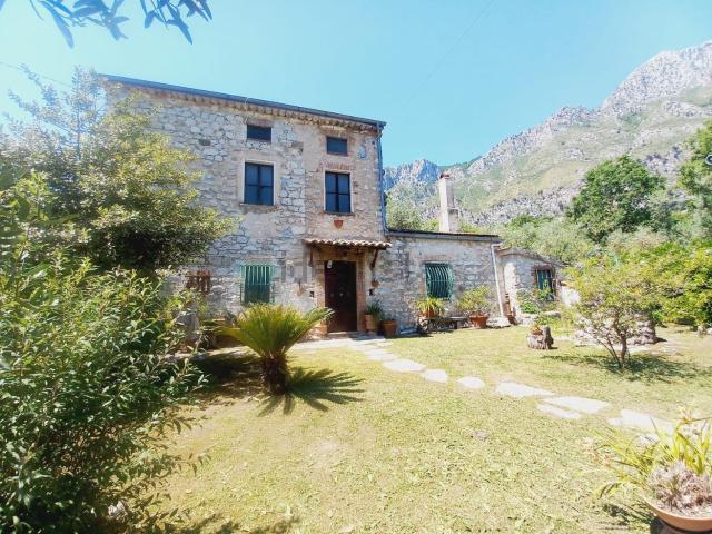 Appartamento in vendita a Ausonia, Lazio