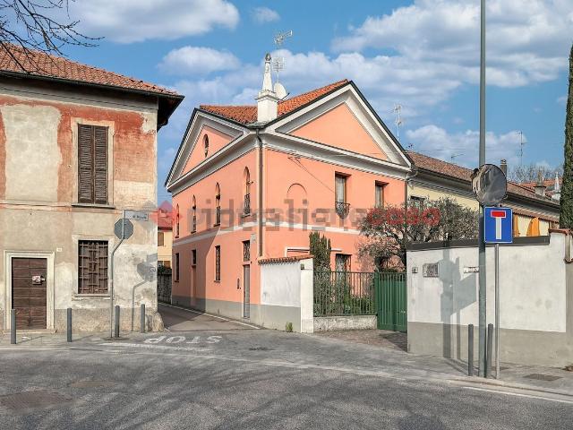 Appartamento in vendita a Gessate, Lombardia