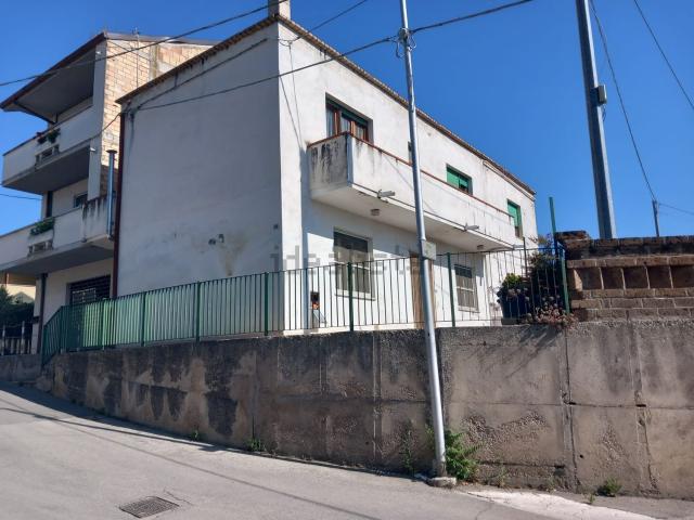 Appartamento in vendita a Chieti, Abruzzo