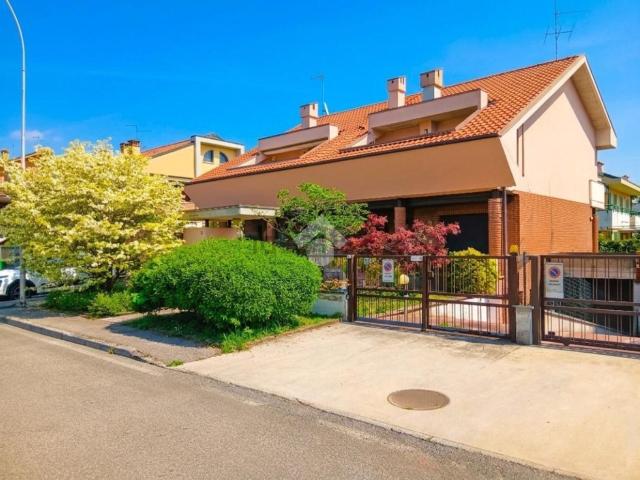 Appartamento in vendita a Cassano D'adda, Lombardia