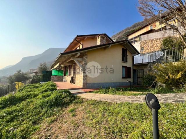 Appartamento in vendita a Predore, Lombardia