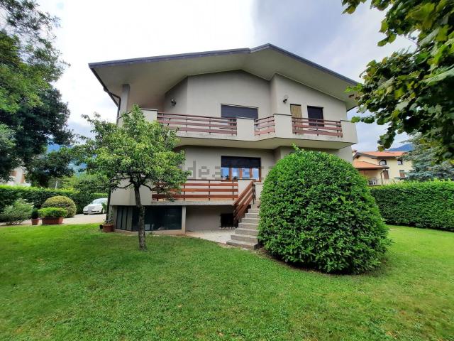 Appartamento in vendita a Grizzo / Gris, Montereale Valcellina / Montreâl