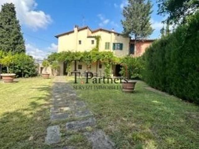 Appartamento in vendita a Castello, Firenze