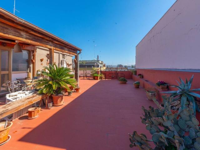 Attico in vendita a Puglia, Bari