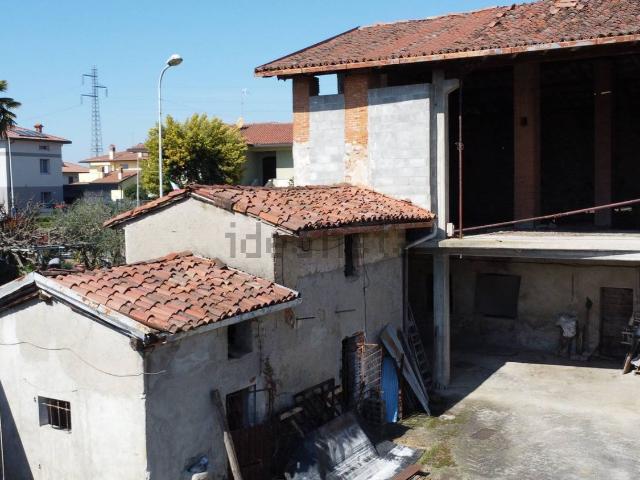Appartamento in vendita a Calusco D'adda, Lombardia