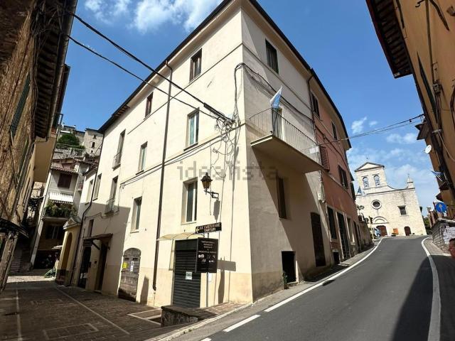 Appartamento in vendita a Arrone, Umbria