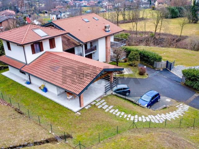 Appartamento in vendita a Comunità Montana Valli del Verbano, Brissago Valtravaglia