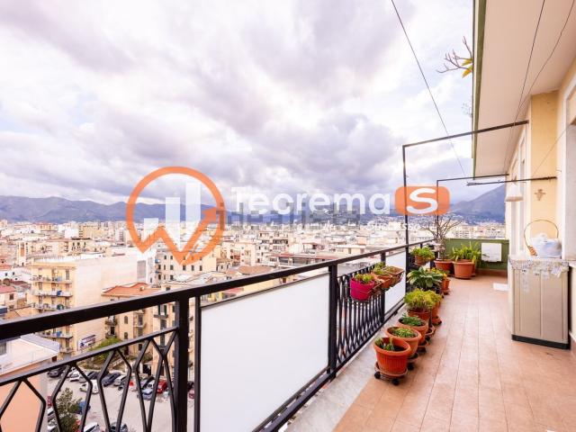 Appartamento in vendita a V Circoscrizione, Palermo