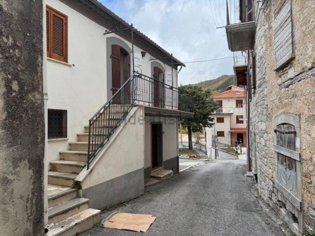 Appartamento in vendita a Santa Maria Del Molise, Molise