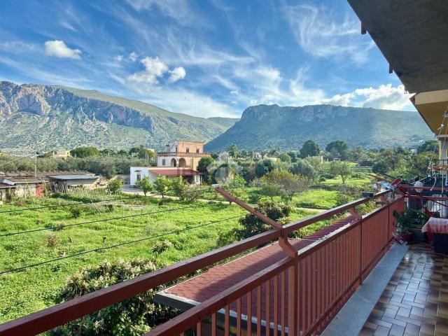 Appartamento in vendita a Terrasini, Sicilia