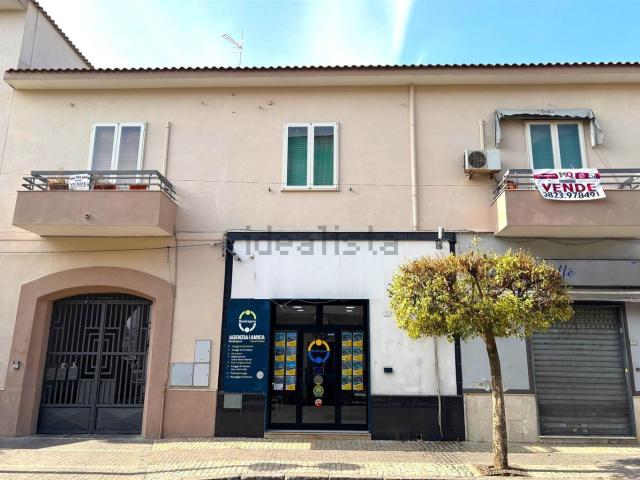 Appartamento in vendita a Mondragone, Campania