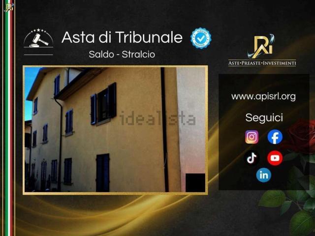 Appartamento in vendita a Palazzo Del Pero, Toscana