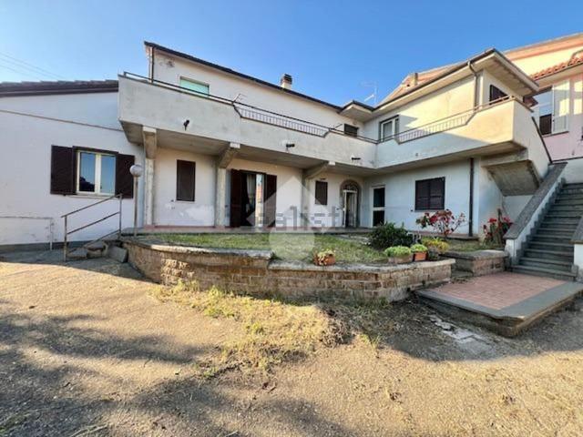 Appartamento in vendita a Cevoli, Montefiascone