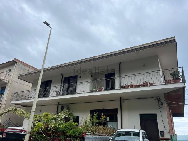 Appartamento in vendita a Piraino, Sicilia