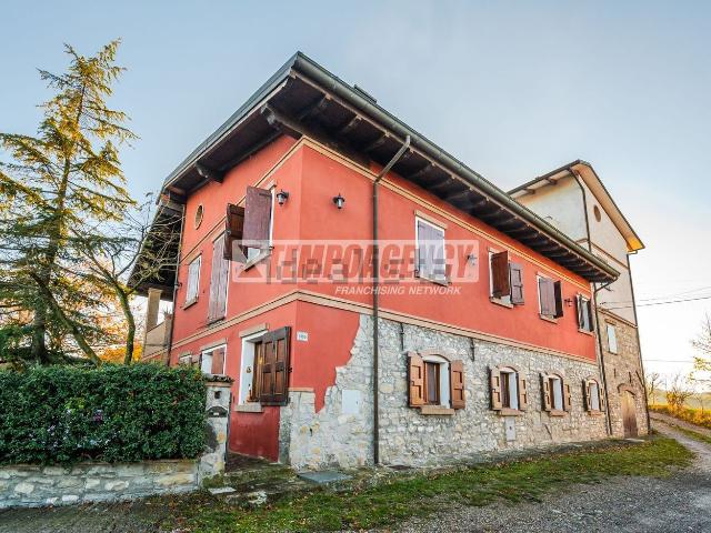Appartamento in vendita a Unione dei comuni del Distretto Ceramico, Prignano Sulla Secchia