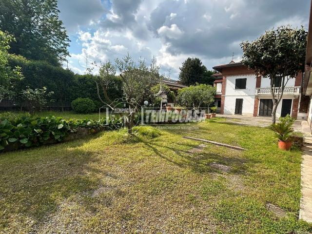 Appartamento in vendita a Lomazzo di Sopra, Lomazzo