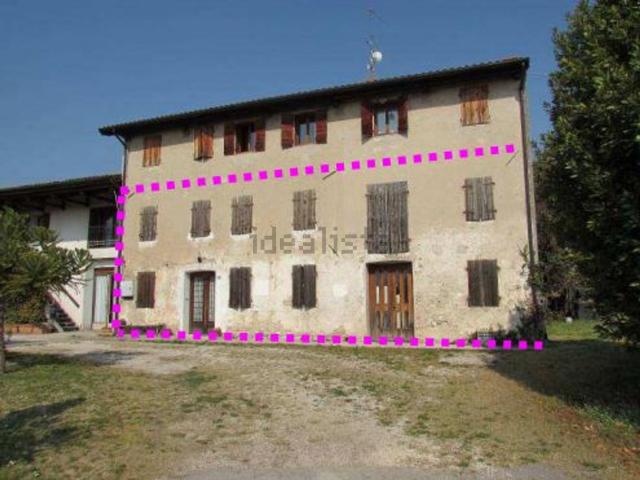 Appartamento in vendita a Colle Umberto, Veneto