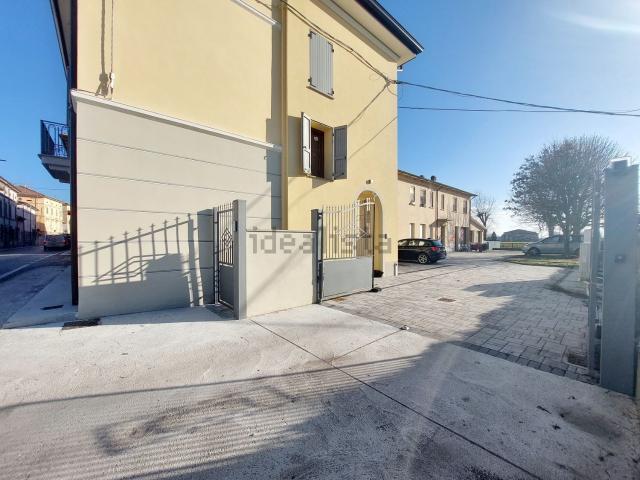 Appartamento in vendita a Bassa Reggiana, Re