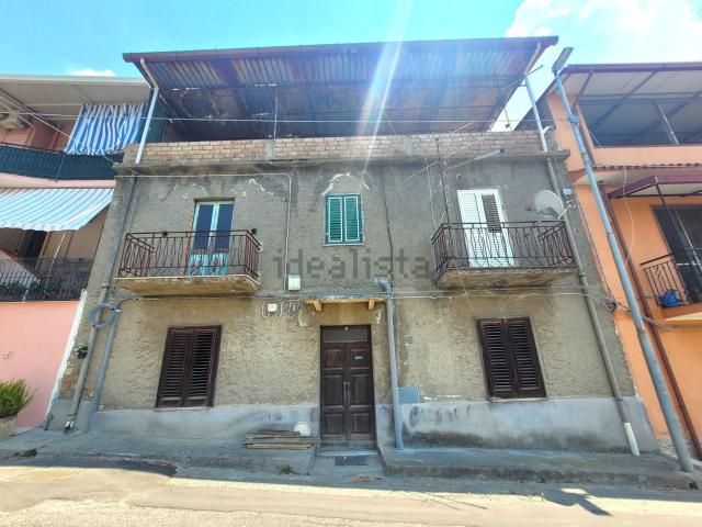 Appartamento in vendita a Calabria, Reggio Calabria