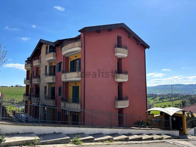 Attico in vendita a Notaresco, Abruzzo
