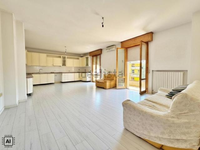 Appartamento in vendita a Vallefoglia, Marche