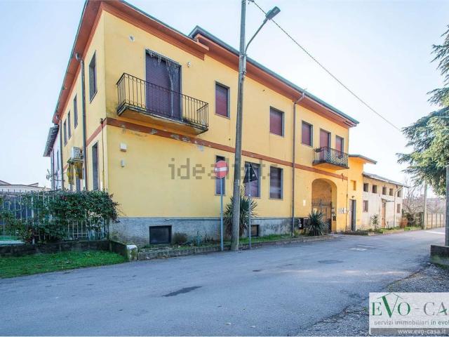 Appartamento in vendita a Magnago, Lombardia