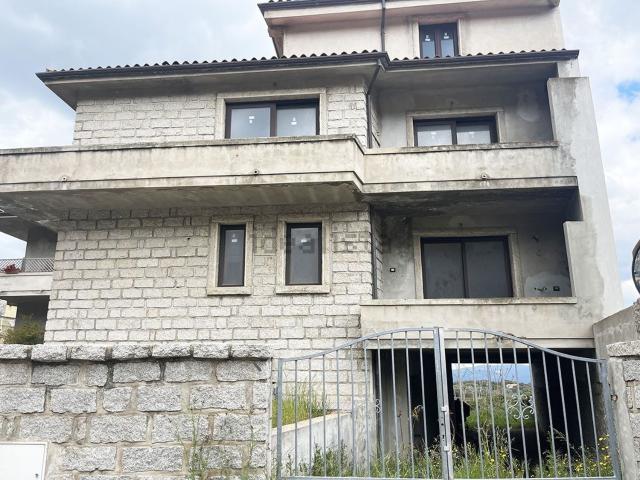Appartamento in vendita a Calangianus, Sardigna/Sardegna