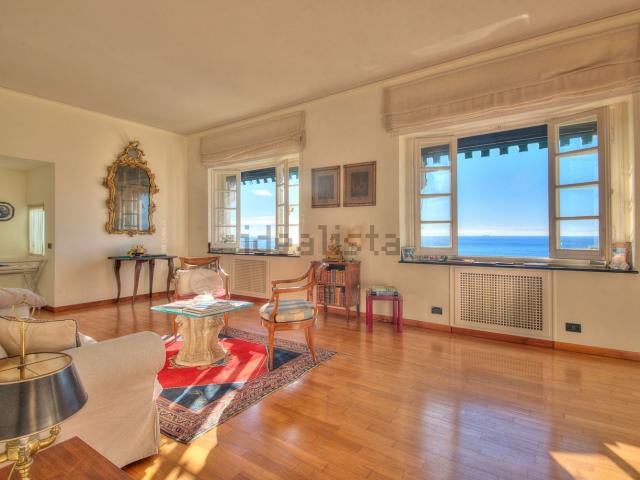 Appartamento in vendita a San Bernardo, Bogliasco