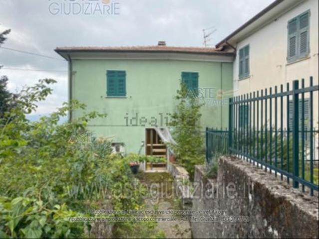 Appartamento in vendita a Carro, Liguria