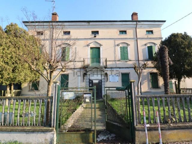 Appartamento in vendita a Castelbelforte, Lombardia