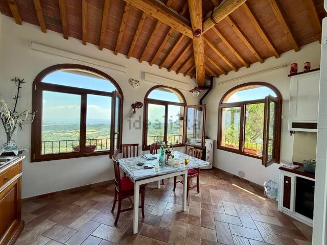 Attico in vendita a Abbadia Di Montepulciano, Toscana