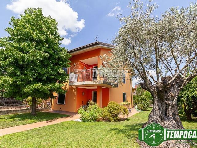 Appartamento in vendita a Bussolengo, Veneto