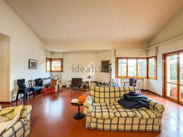 Appartamento in vendita a Pontedera, Toscana