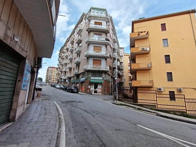 Appartamento in vendita a Città 2000, Calabria
