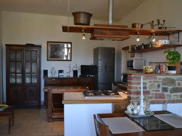 Appartamento in vendita a Lucignano, Toscana