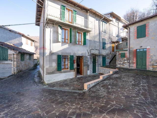 Appartamento in vendita a Corniglio, Reggio Emilia
