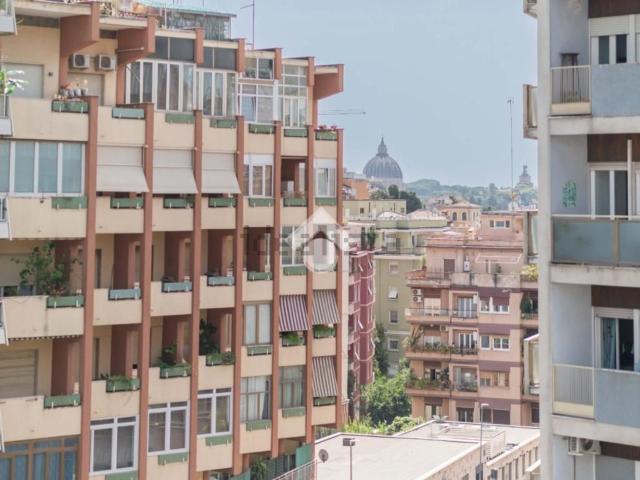 Appartamento in vendita a Balduina, Roma