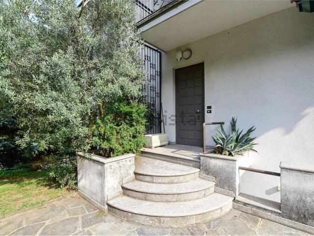 Appartamento in vendita a Como Sole, Como
