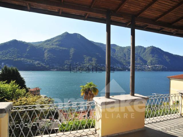 Appartamento in vendita a Moltrasio, Lombardia