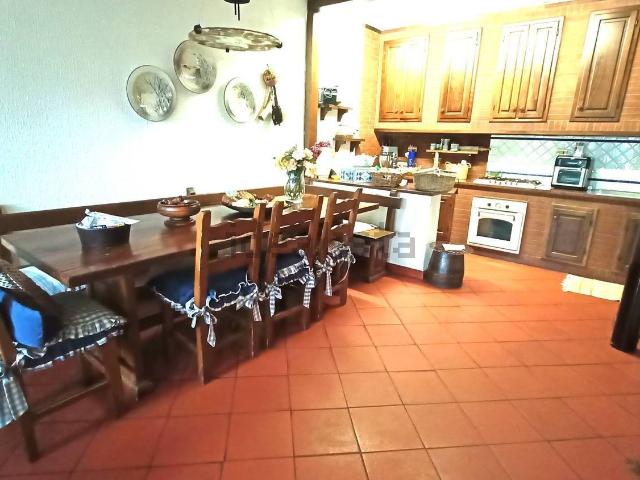 Appartamento in vendita a Crespina Lorenzana, Cenaia