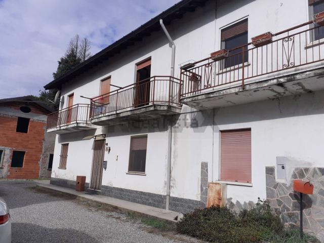 Appartamento in vendita a Brebbia, Lombardia