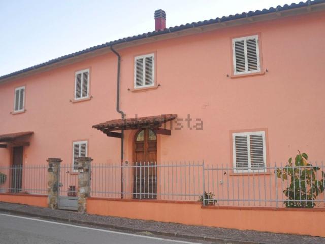 Appartamento in vendita a Gabbro, Rosignano Marittimo