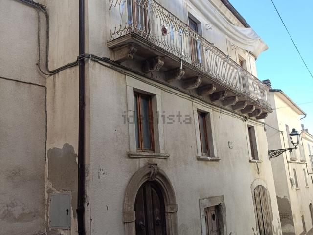 Appartamento in vendita a Contrada Praziano, San Valentino in Abruzzo Citeriore