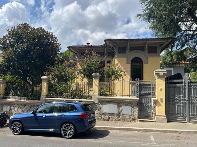 Appartamento in vendita a Quartiere 2, Firenze